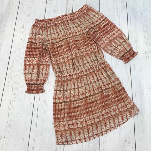 hinge Dresses & Skirts - Hinge Off The Shoulder Dress